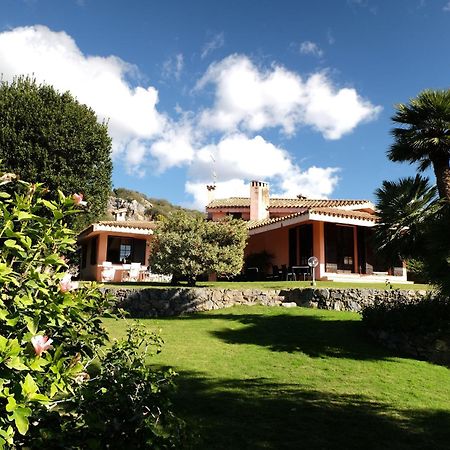 A Casa Di Angela B&B คาร์บอเนีย ภายนอก รูปภาพ