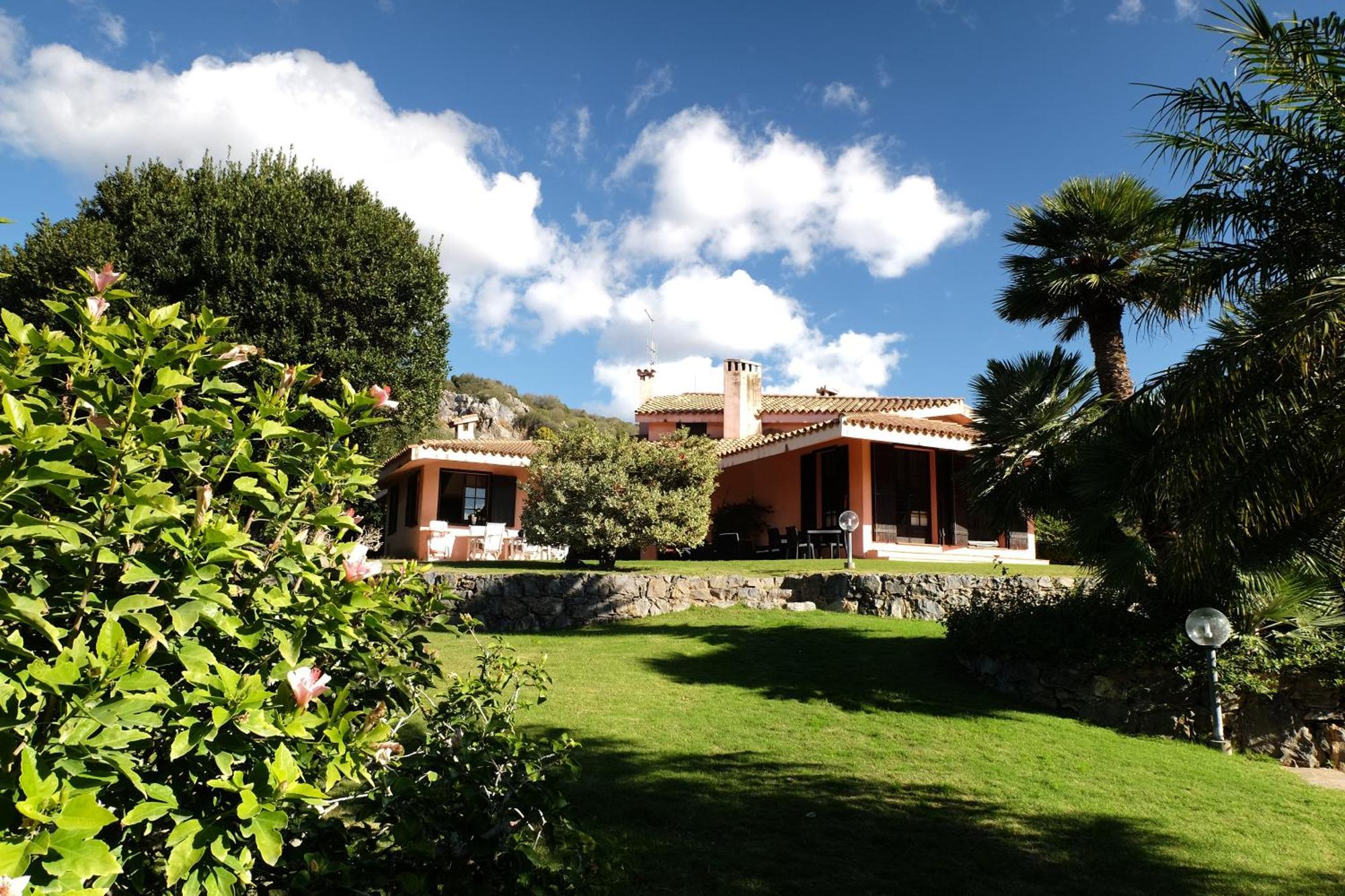 A Casa Di Angela B&B คาร์บอเนีย ภายนอก รูปภาพ