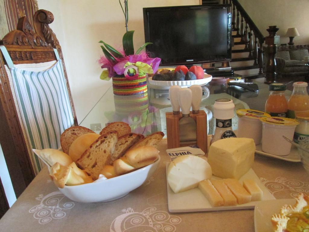 A Casa Di Angela B&B คาร์บอเนีย ภายนอก รูปภาพ